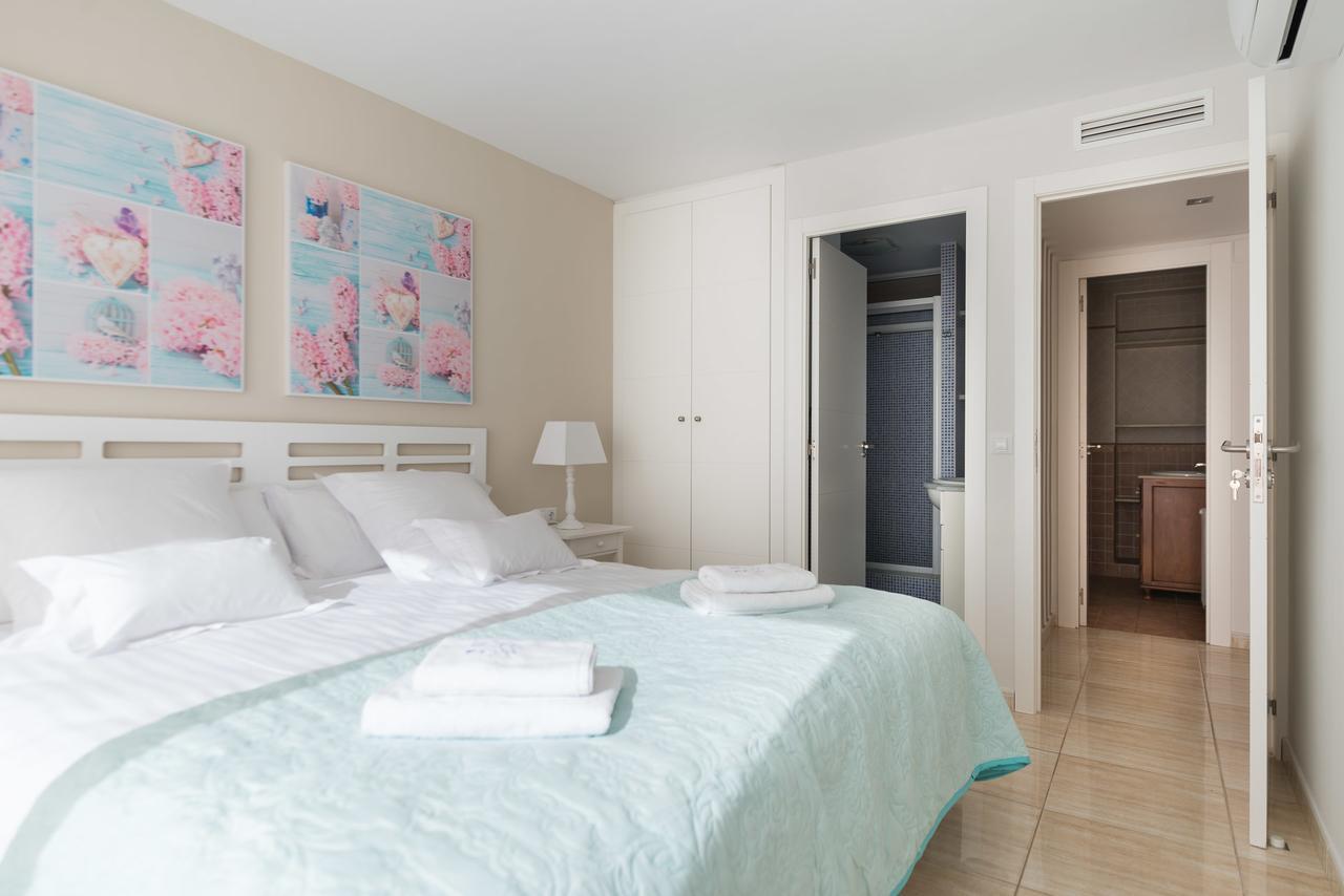 Apartamentos Marta Playa Alicante Exterior foto